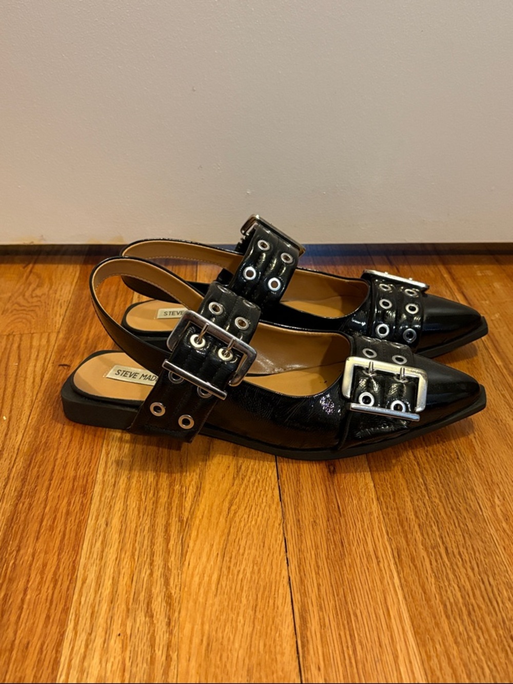 Steve Madden Graya Pointed Toe Buckled Slingback Flats